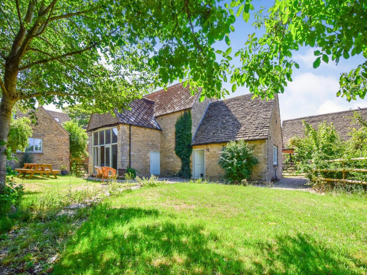 Butts Farm Villa Cirencester Exterior foto