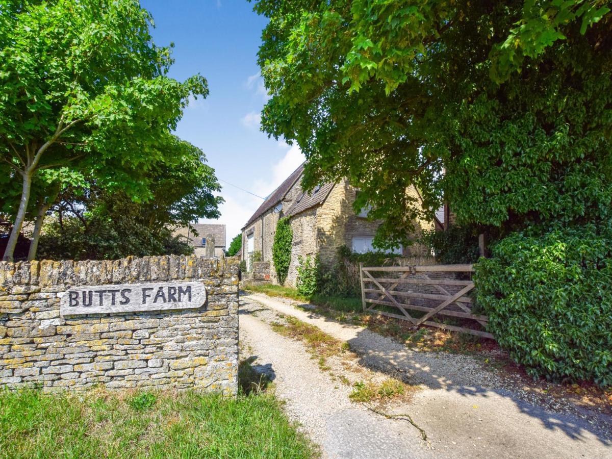 Butts Farm Villa Cirencester Exterior foto